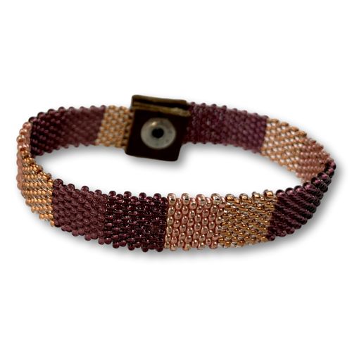 Gugu beaded bracelett with leather and stainless steel button14