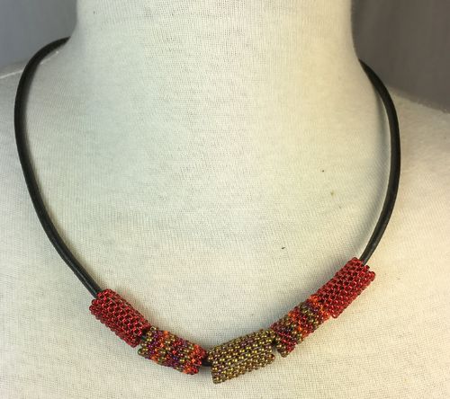 Kheta-necklace with leather
