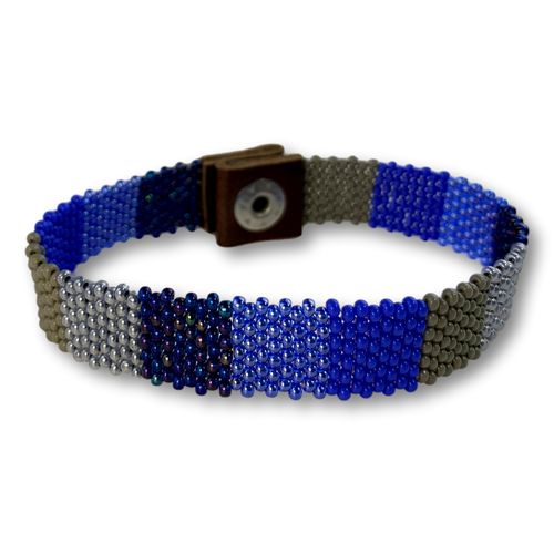 Gugu beaded bracelett with leather and stainless steel button05