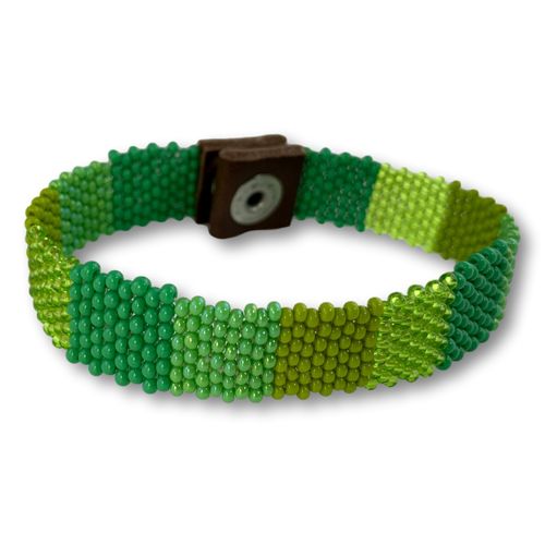 Gugu beaded bracelett with leather and stainless steel button11