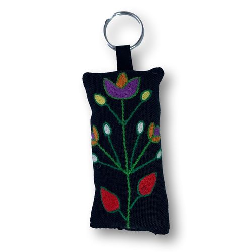 fine embroidered small doll, keyring09