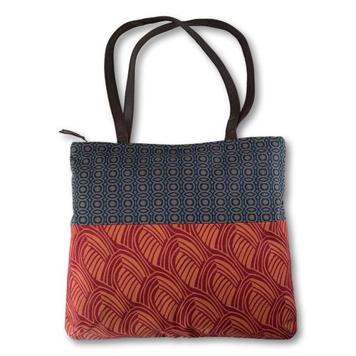 Jozi shopper with hand creenprinted cotton and leather straps16