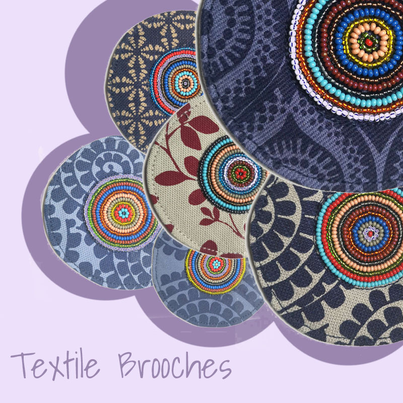 textile_brooches_with_glassbeads_south_africa